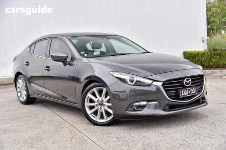 Grey 2016 Mazda 3 Sedan Sp25