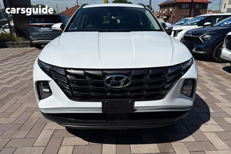 White 2024 Hyundai Tucson Wagon (Fwd)
