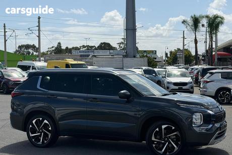 Grey 2024 Mitsubishi Outlander Wagon Phev Exceed 5+2 Seat (Awd)