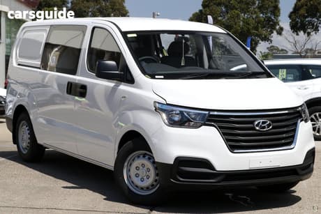White 2020 Hyundai Iload Crew Van 6S Liftback