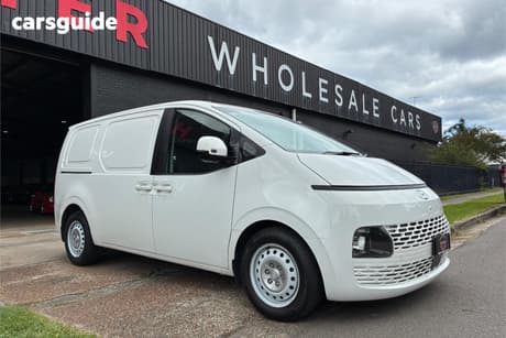 White 2022 Hyundai Staria Van Load 2S 2.2D Liftback