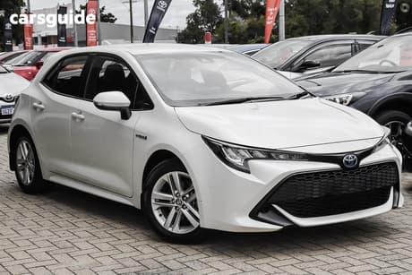 White 2020 Toyota Corolla Hatchback Ascent Sport (Hybrid)