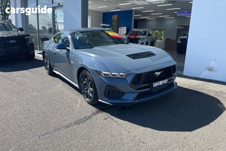 Blue 2025 Ford Mustang Fastback Gt 5.0 V8