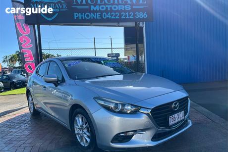 Silver 2017 Mazda 3 Hatchback Maxx