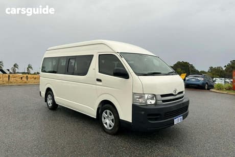 White 2009 Toyota HiAce Bus Commuter