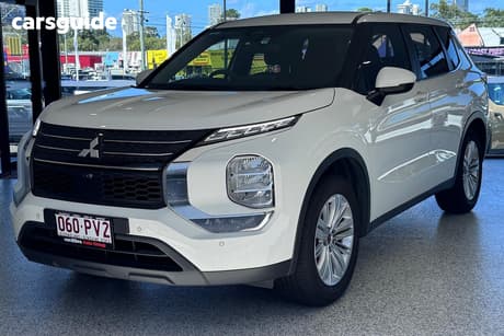 White 2021 Mitsubishi Outlander Wagon Es 5 Seat (2Wd)