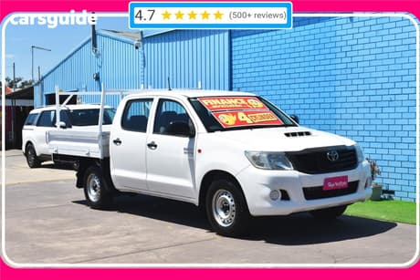 White 2013 Toyota Hilux Dual Cab Pick-up Sr