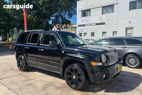 Black 2013 Jeep Patriot Wagon Limited (4X4)