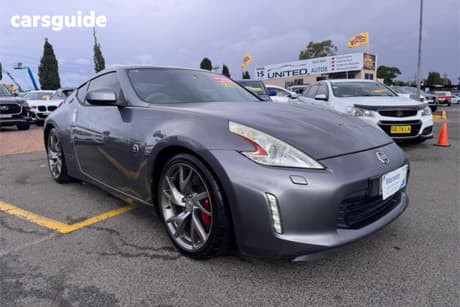 Grey 2013 Nissan 370Z Coupe