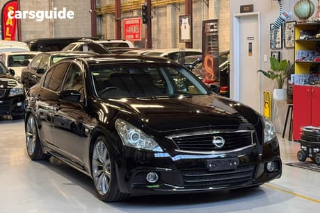Black 2012 Nissan Skyline Sedan