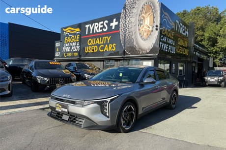 Grey 2024 Kia K4 Sedan Sport+