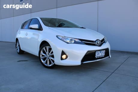 White 2013 Toyota Corolla Hatchback Levin Sx