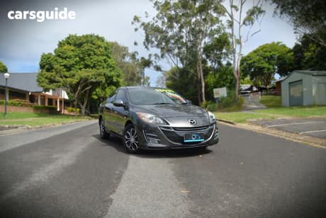 Grey 2011 Mazda 3 Sedan Neo
