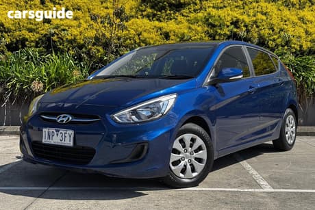 Blue 2016 Hyundai Accent Hatchback Active