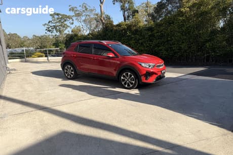 Red 2022 Kia Stonic Wagon Sport