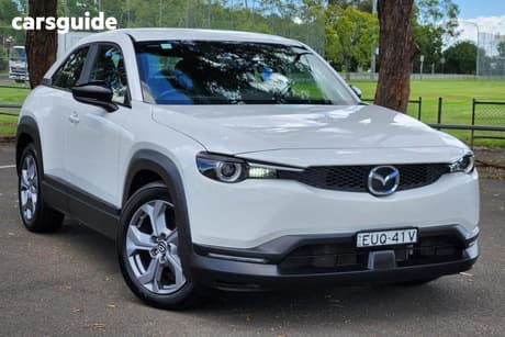 White 2022 Mazda MX-30 Wagon G20E Evolve Mhev