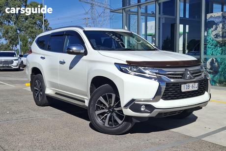 White 2017 Mitsubishi Pajero Sport Wagon Glx (4X4) 5 Seat