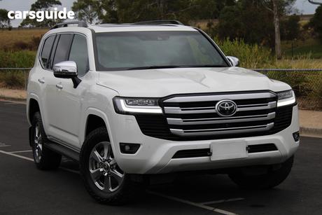 White 2023 Toyota Landcruiser Wagon Lc300 Sahara (4X4)