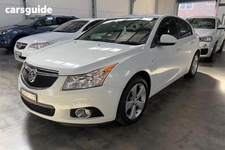 White 2013 Holden Cruze Hatchback Cd