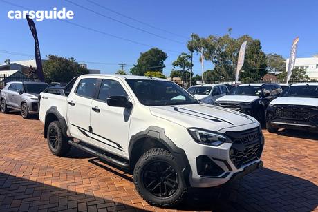 White 2025 Isuzu D-MAX Crew Cab Utility Blade (4X4)