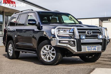Blue 2017 Toyota Landcruiser Wagon Vx (4X4)