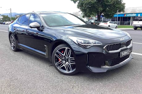 Black 2023 Kia Stinger Sedan 3.3 Gt (Black Leather)