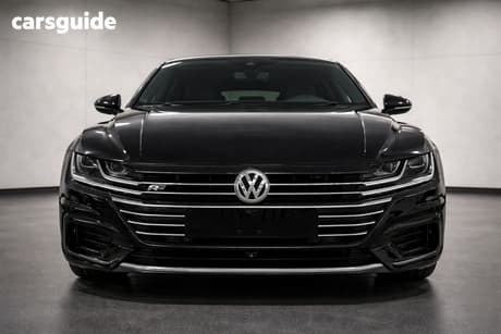 Black 2017 Volkswagen Arteon Liftback 206 Tsi R-Line