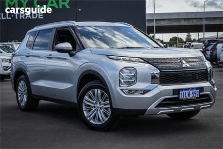 Silver 2024 Mitsubishi Outlander Wagon Ls 7 Seat (2Wd)