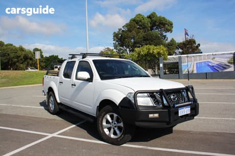 White 2014 Nissan Navara Dual Cab Pick-up St (4X4)