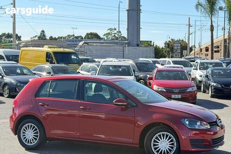 Red 2015 Volkswagen Golf Hatchback 92 Tsi