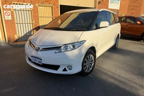 White 2017 Toyota Tarago Wagon Gli