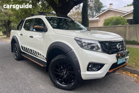 White 2020 Nissan Navara Dual Cab Pick-up N-Trek Special Edition (4X4)
