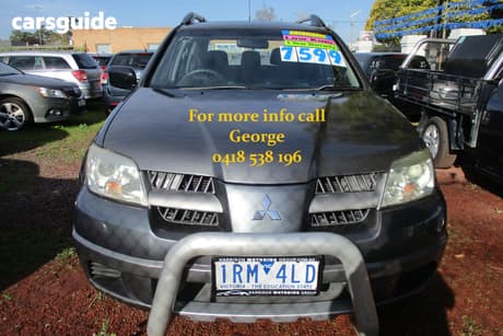 Grey 2005 Mitsubishi Outlander Wagon Ls