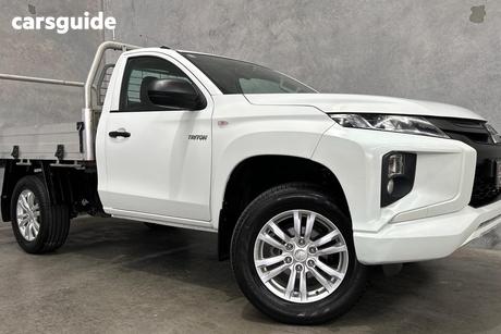 White 2019 Mitsubishi Triton Cab Chassis Glx