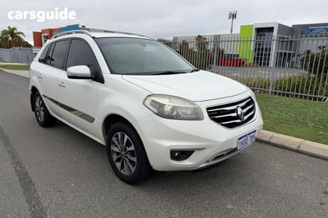 White 2012 Renault Koleos Wagon Dynamique (4X4)