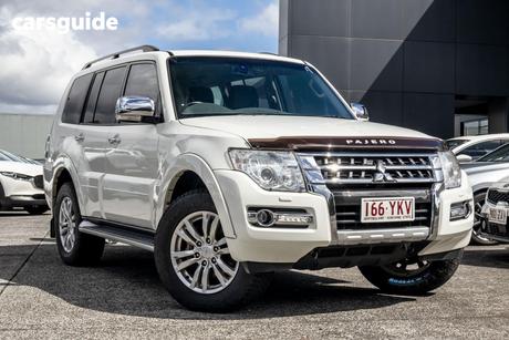 White 2018 Mitsubishi Pajero Wagon Gls Lwb (4X4)