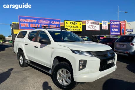White 2019 Mitsubishi Triton Double Cab Pick Up Glx Plus (4X4)