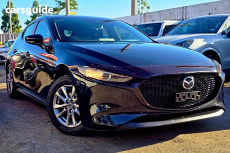 Black 2021 Mazda 3 Hatchback G20 Evolve Vision