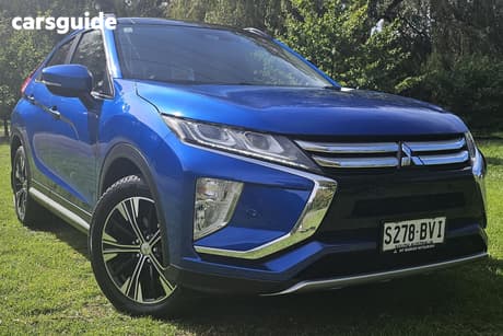 Blue 2017 Mitsubishi Eclipse Cross Wagon Exceed (2Wd)