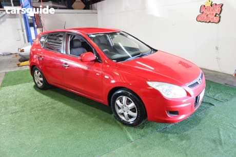 Red 2009 Hyundai I30 Hatchback Sx 1.6 Crdi