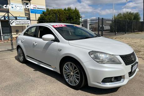 White 2014 Suzuki Kizashi Sedan Sport Touring