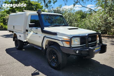White 2015 Toyota Landcruiser Cab Chassis Workmate (4X4)