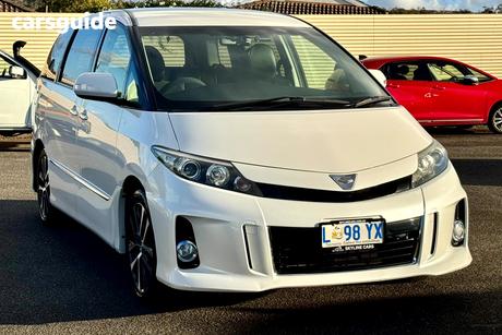 White 2013 Toyota Estima Wagon Aeras