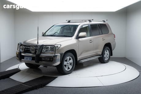 Gold 2011 Toyota Landcruiser Wagon Sahara (4X4)