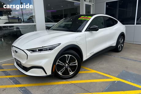 White 2023 Ford Mustang Mach-E Wagon Select