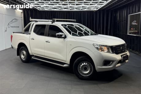 White 2019 Nissan Navara Dual Cab Pick-up Rx (4X2)