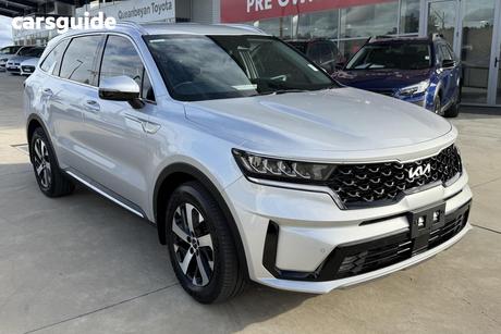 Silver 2022 Kia Sorento Wagon Sport 7 Seat