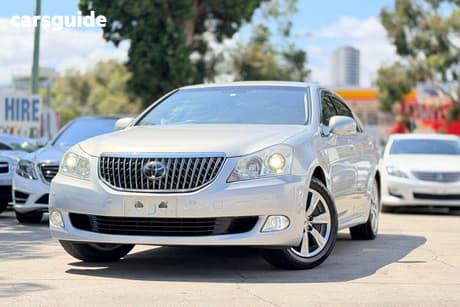 Silver 2010 Toyota Crown Sedan MAJESTA