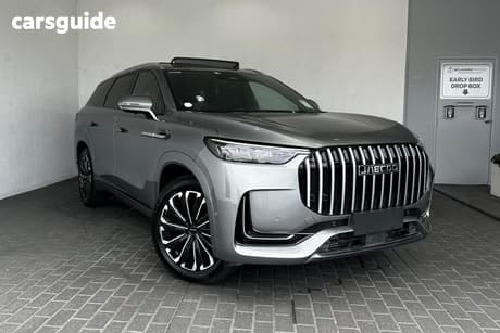 Silver 2025 Jaecoo J8 Wagon Ridge