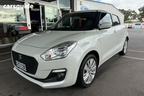 White 2019 Suzuki Swift Hatchback Gl Navigator